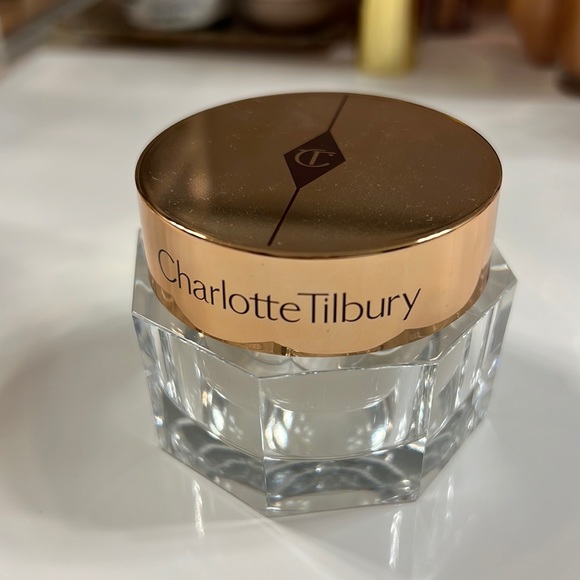 Charlotte tilbury magic